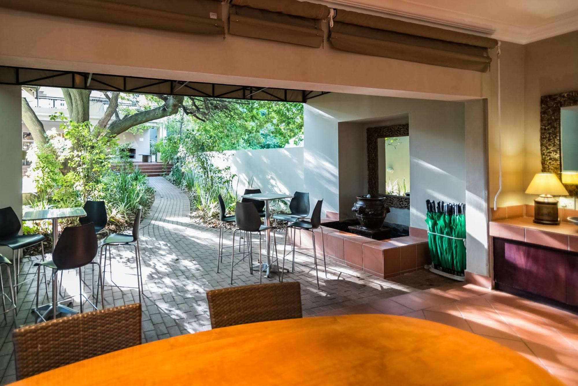 Melrose Place Boutique Hotel Johannesburg Exteriör bild